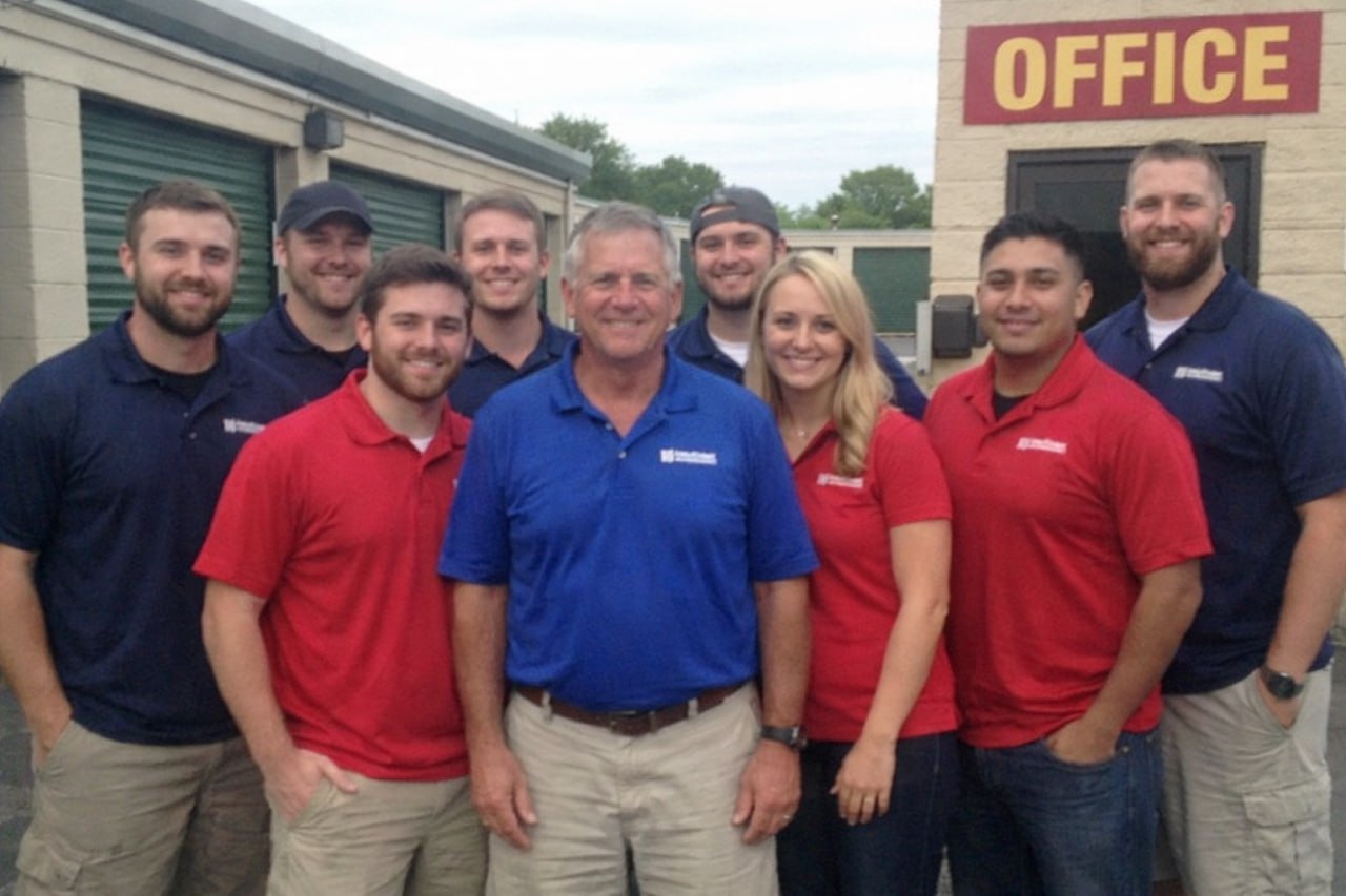 Water damage restoration professionals in Redwood City, CA