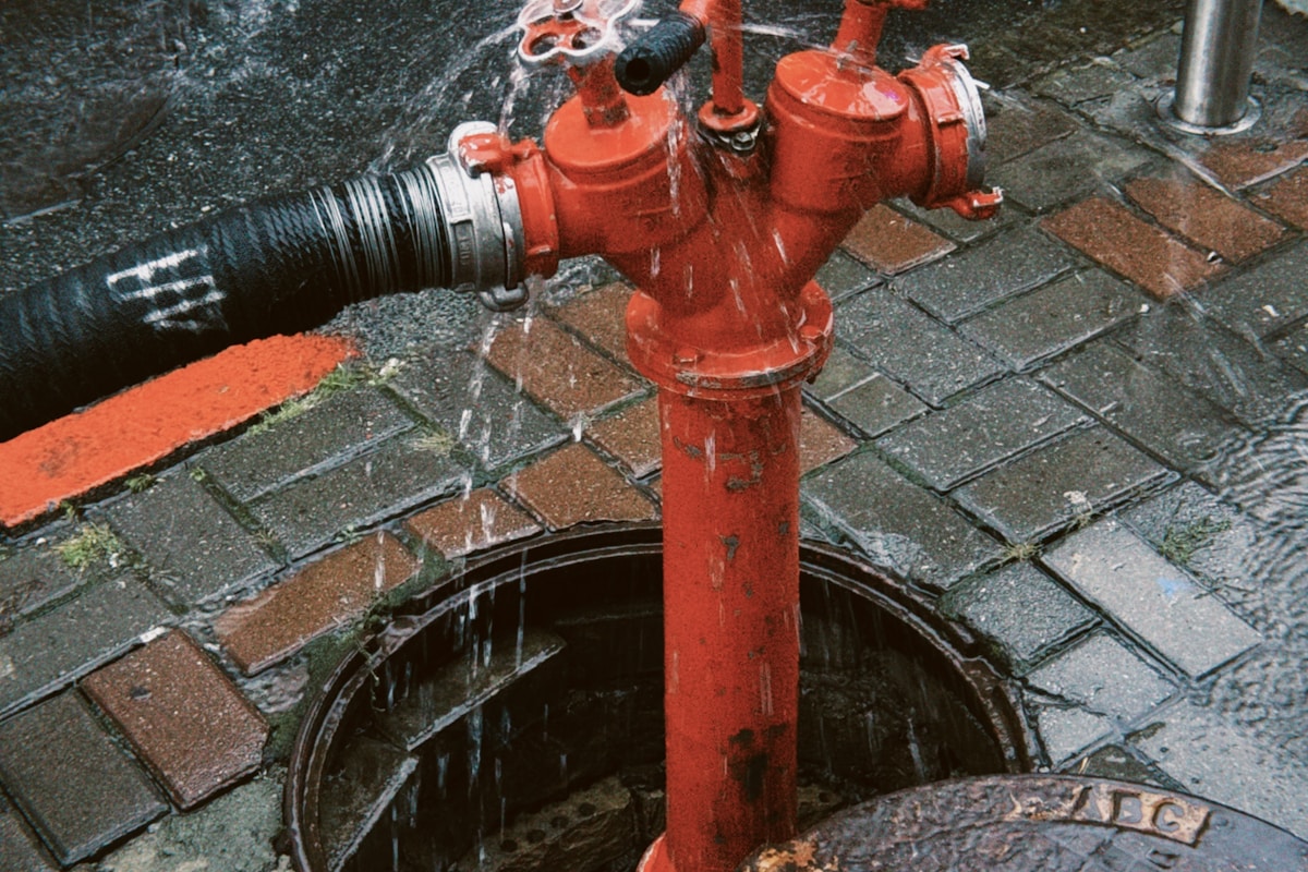 Commercial water damage restoration in Redwood City